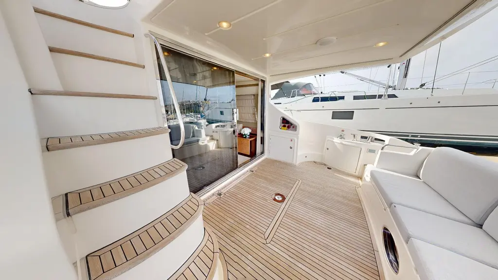 2011 Azimut 58 Yacht For Sale in Algarve 2011 Azimut 58 Yacht For Sale in Algarve