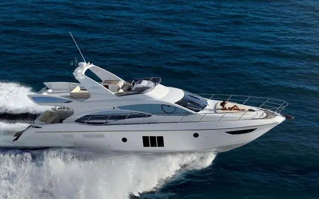 2011 Azimut 58 Yacht For Sale in Algarve 2011 Azimut 58 Yacht For Sale in Algarve