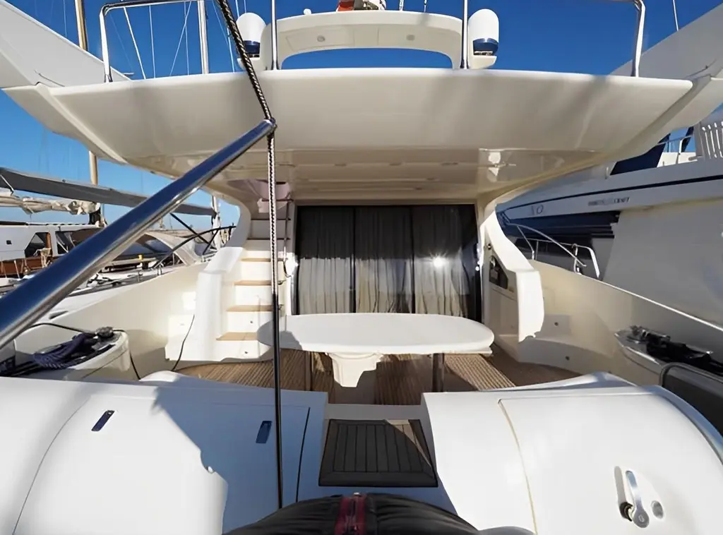 2009 Azimut 62E Yacht For Sale in Viareggio IT-LU 2009 Azimut 62E Yacht For Sale in Viareggio IT-LU
