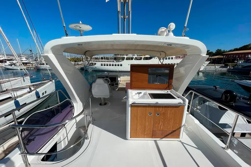 2016 Azimut 50 Yacht For Sale in Athens 2016 Azimut 50 Yacht For Sale in Athens