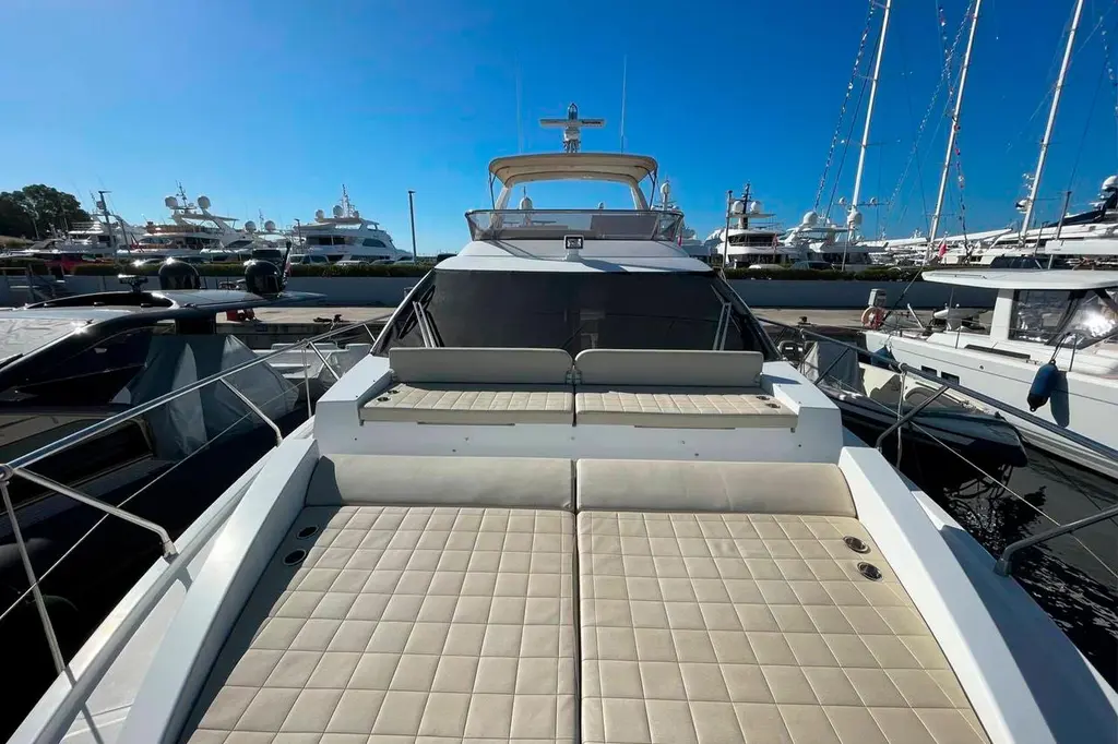 2016 Azimut 50 Yacht For Sale in Athens 2016 Azimut 50 Yacht For Sale in Athens