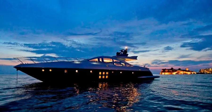 2008 Azimut 86S Yacht For Sale in ELLINIKO 2008 Azimut 86S Yacht For Sale in ELLINIKO
