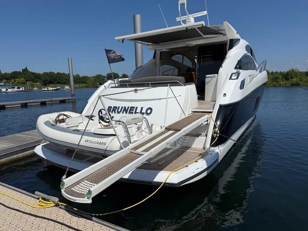 2007 Sunseeker Predator 62 Yacht For Sale in Kamperland 2007 Sunseeker Predator 62 Yacht For Sale in Kamperland