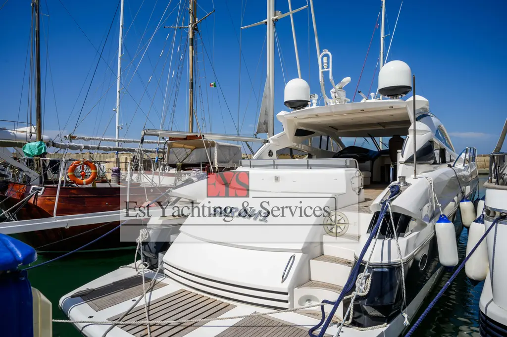 2004 Sunseeker Predator 68 Yacht For Sale in Rome IT-RM 2004 Sunseeker Predator 68 Yacht For Sale in Rome IT-RM