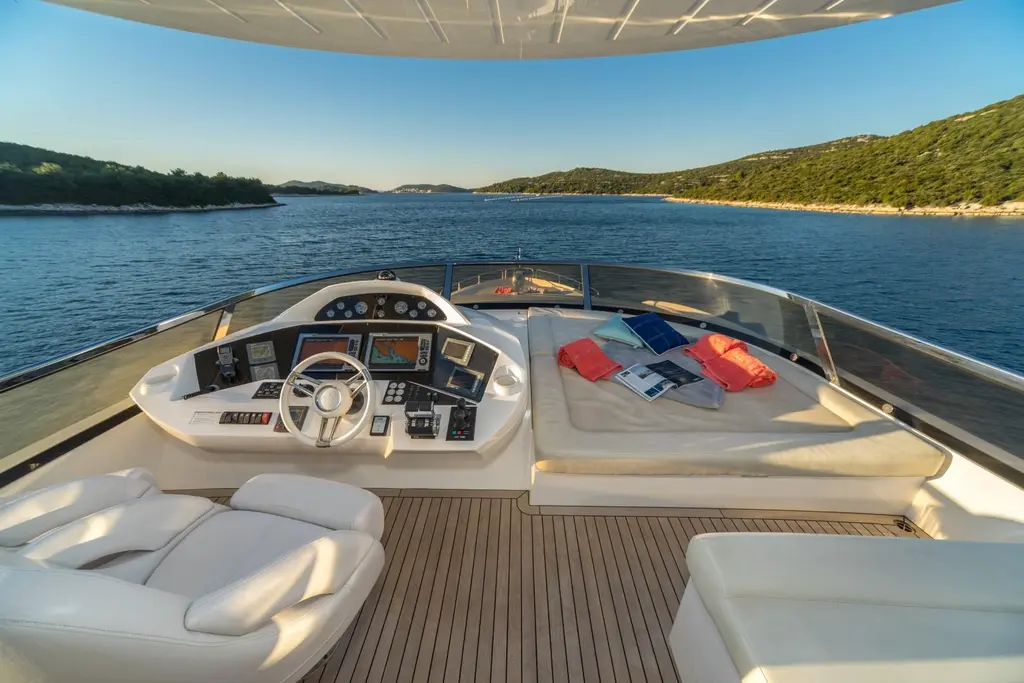 2011 Sunseeker 80 Yacht Yacht For Sale in Athens 2011 Sunseeker 80 Yacht Yacht For Sale in Athens