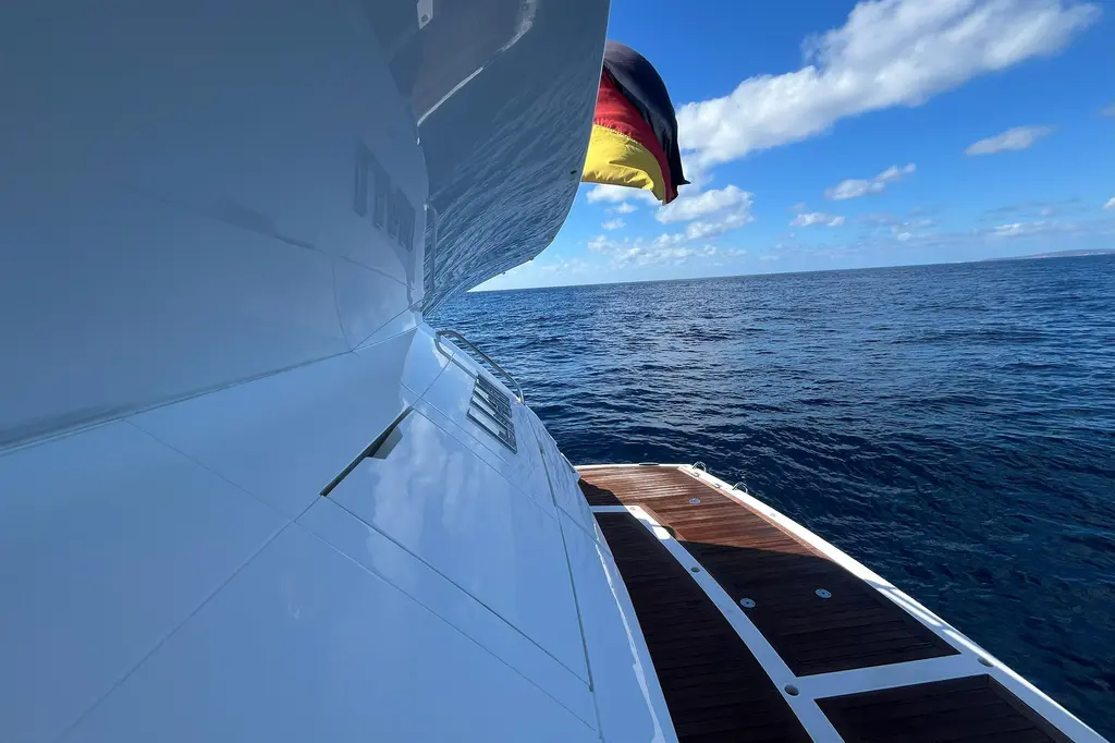 2023 Sunseeker Predator 74 XPS Yacht For Sale in Palma 2023 Sunseeker Predator 74 XPS Yacht For Sale in Palma
