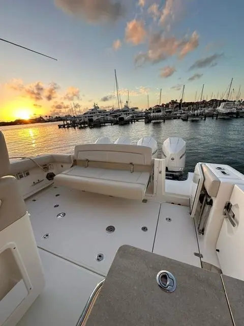 2020 Boston Whaler 380 Realm Yacht For Sale in marigot 2020 Boston Whaler 380 Realm Yacht For Sale in marigot
