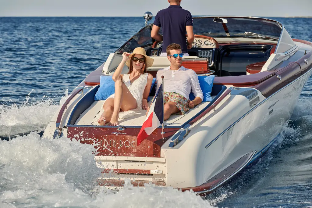 2019 Riva 33' Aquariva Super Yacht For Sale in Monaco 2019 Riva 33' Aquariva Super Yacht For Sale in Monaco