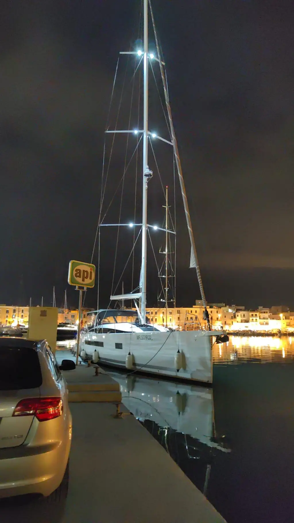 BLUE ART 2023 Jeanneau 65 Yacht For Sale in Naples IT-NA BLUE ART 2023 Jeanneau 65 Yacht For Sale in Naples IT-NA