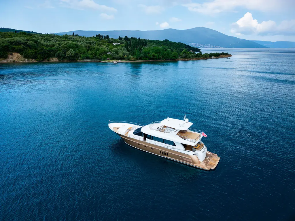 Orion 2014 Van der Valk Continental II Yacht For Sale in Tivat Orion 2014 Van der Valk Continental II Yacht For Sale in Tivat