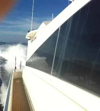 SKS 2001 Leopard 27 Yacht For Sale in Punta Cana SKS 2001 Leopard 27 Yacht For Sale in Punta Cana