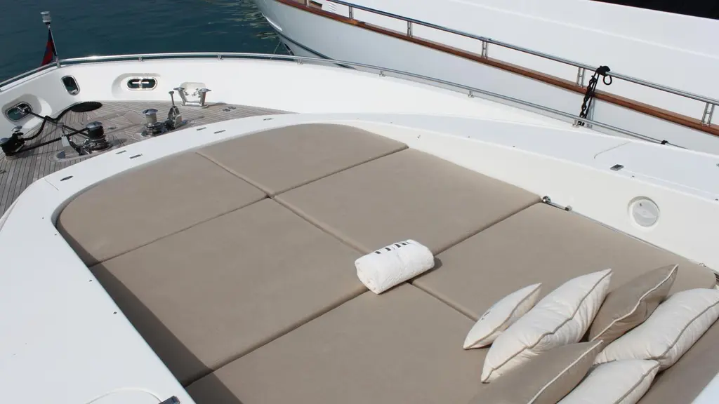 MAZAG 2007 Leopard 27 Yacht For Sale in Antibes 06