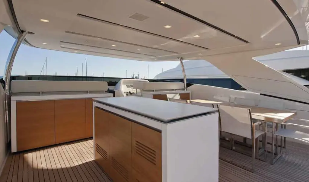 2016 Sanlorenzo SL96 Yacht For Sale in Cancún 2016 Sanlorenzo SL96 Yacht For Sale in Cancún