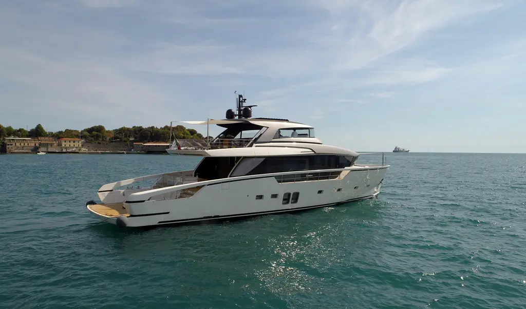  2022 Sanlorenzo SX88 Yacht For Sale in Liguria 