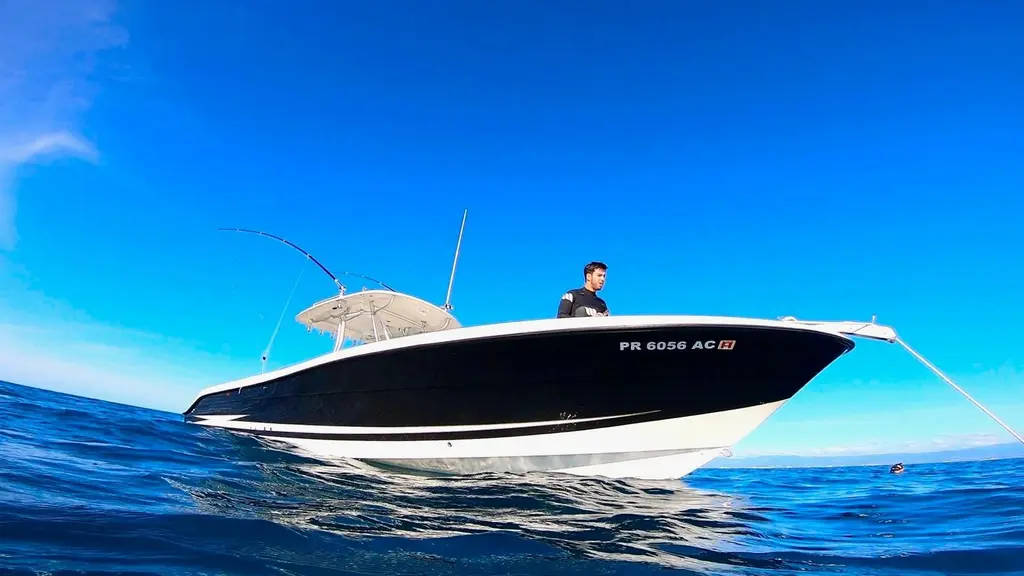 2007 Hydra-Sports Vector 3300 CC Yacht For Sale in Fajardo 2007 Hydra-Sports Vector 3300 CC Yacht For Sale in Fajardo