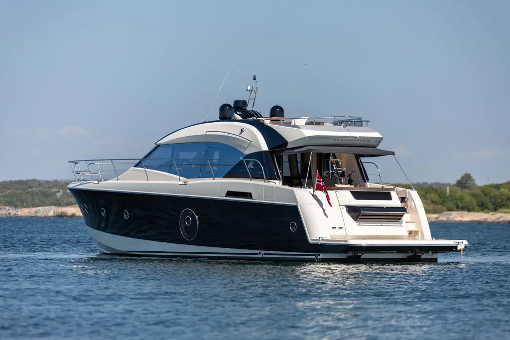 2017 Beneteau Monte Carlo 6S Yacht For Sale in Gøteborg 2017 Beneteau Monte Carlo 6S Yacht For Sale in Gøteborg