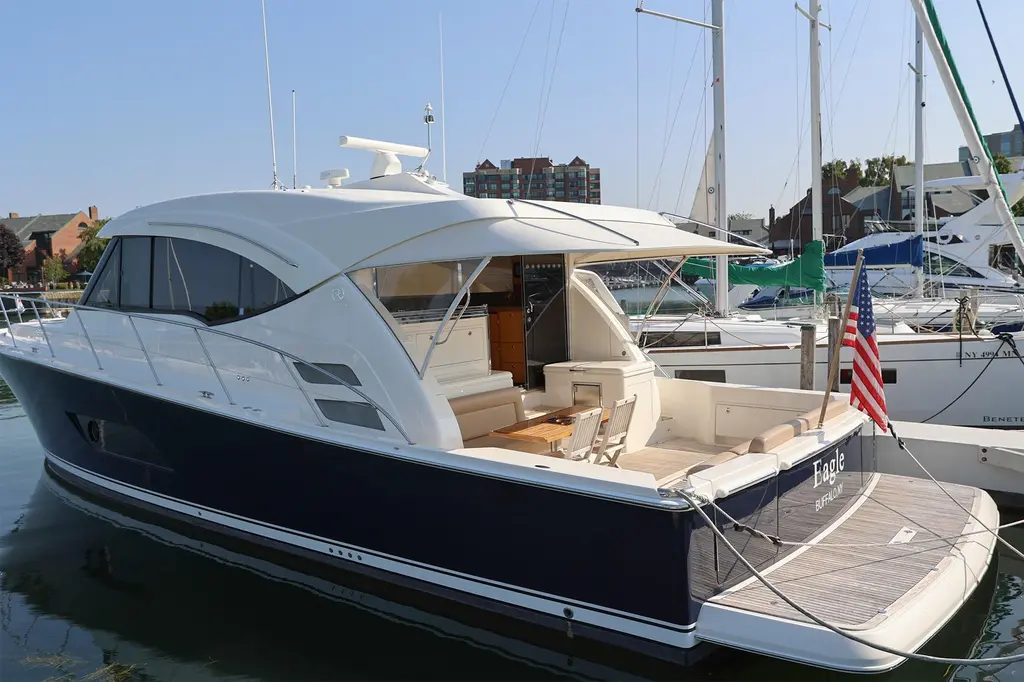 2016 Riviera 525 SUV Yacht For Sale in Port Clinton OH 2016 Riviera 525 SUV Yacht For Sale in Port Clinton OH