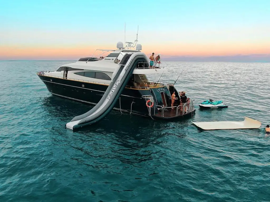2004 Canados 86 Yacht For Sale in La Paz 2004 Canados 86 Yacht For Sale in La Paz