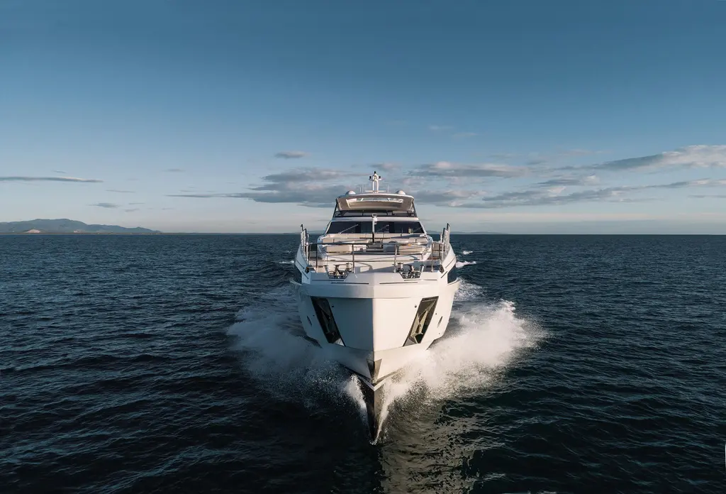 ALBA 2019 Azimut Grande 32M Yacht For Sale in ATHENS ALBA 2019 Azimut Grande 32M Yacht For Sale in ATHENS