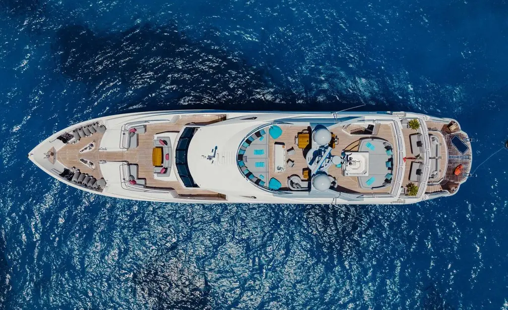 TAYRONA 2012 Sunseeker 131 Yacht Yacht For Sale in Antibes 06 TAYRONA 2012 Sunseeker 131 Yacht Yacht For Sale in Antibes 06
