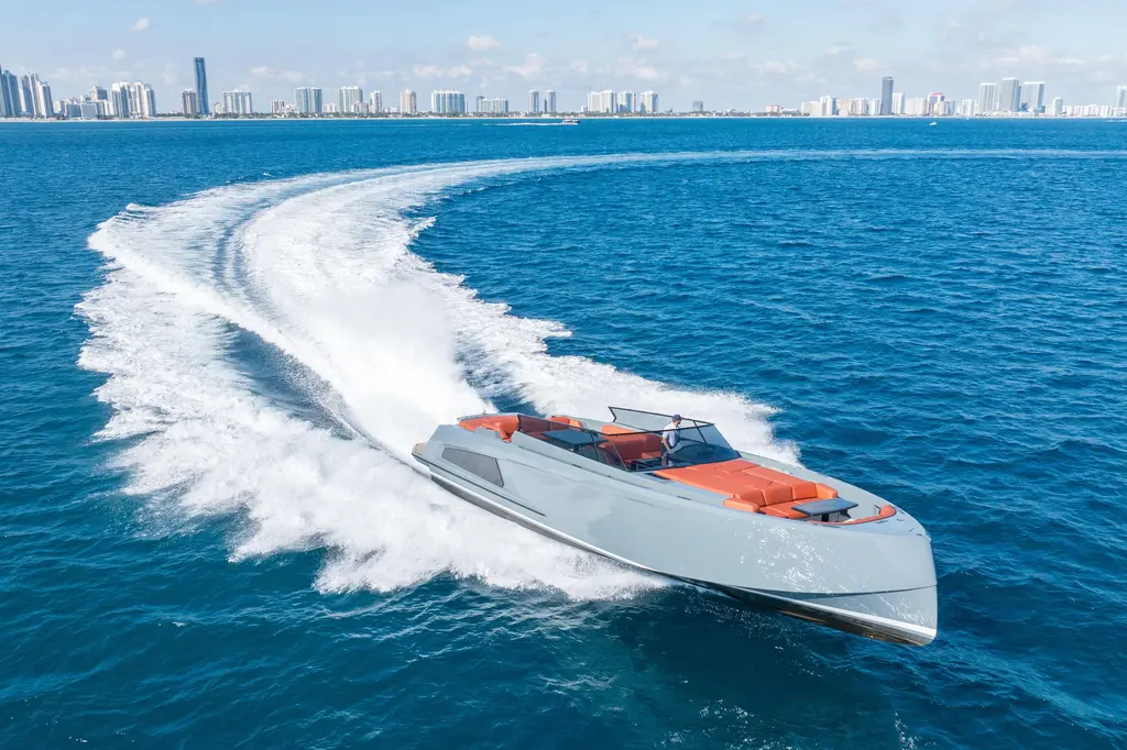 VESPER 2017 Vanquish Yachts VQ 54 Yacht For Sale in Fort Lauderdale FL VESPER 2017 Vanquish Yachts VQ 54 Yacht For Sale in Fort Lauderdale FL