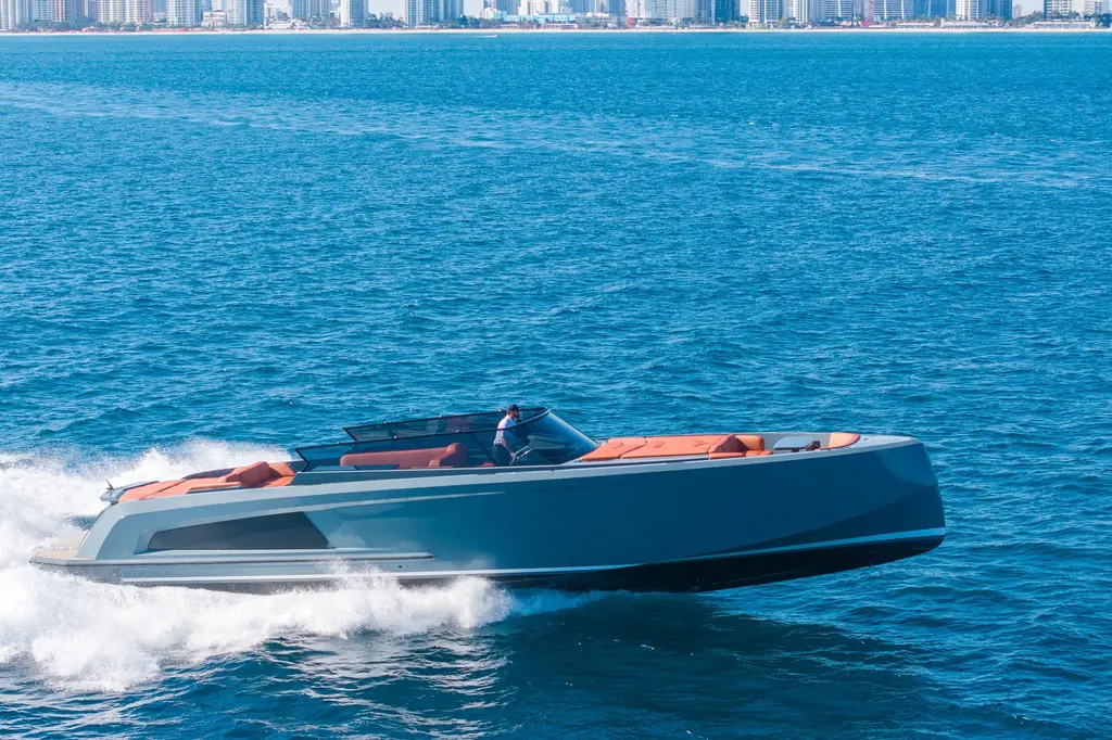 VESPER 2017 Vanquish Yachts VQ 54 Yacht For Sale in Fort Lauderdale FL VESPER 2017 Vanquish Yachts VQ 54 Yacht For Sale in Fort Lauderdale FL