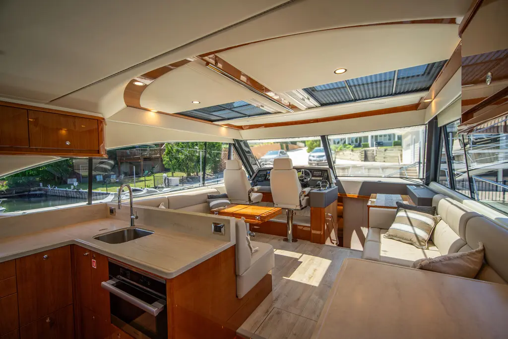 2020 Riviera 525 SUV Yacht For Sale in Waukegan IL 2020 Riviera 525 SUV Yacht For Sale in Waukegan IL