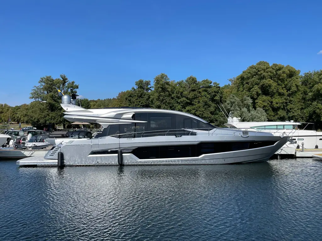 Silver Arrow 2024 Galeon 700 Sky Yacht For Sale in Stockholm Silver Arrow 2024 Galeon 700 Sky Yacht For Sale in Stockholm