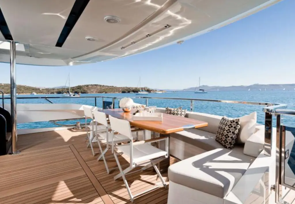  2017 Dominator Ilumen 28 Yacht For Sale in VIAREGGIO 