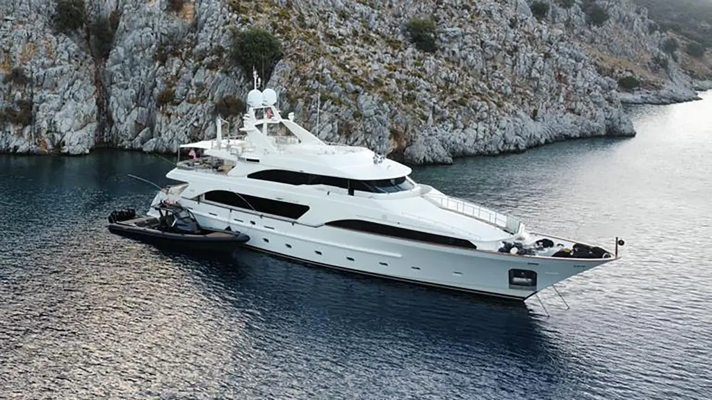 BDT 2003 Benetti Classic 115 Yacht For Sale in Aegean Sea BDT 2003 Benetti Classic 115 Yacht For Sale in Aegean Sea